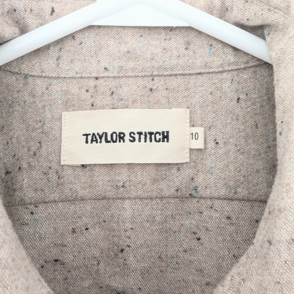 Taylor Stitch 100% Organic Cotton Little Yosemite Button-Up Shirt - Picture 3 of 8